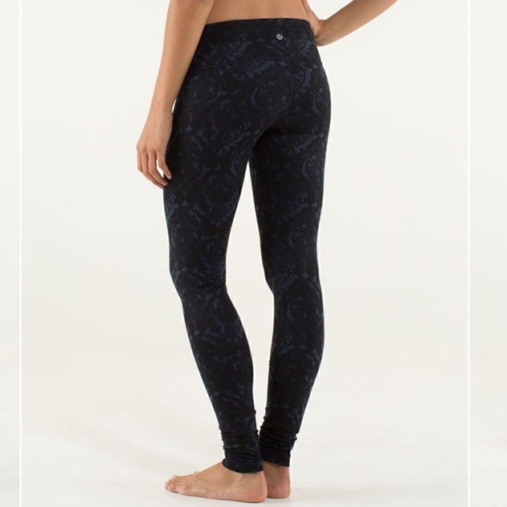 Lululemon Wunder Under Pant Beautiful Bouquet Inkwell Size 8 - Picture 5 of 5